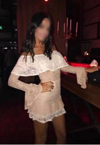 Ataköy Vip Sınır ve kısıtsız Escort Ferhunde