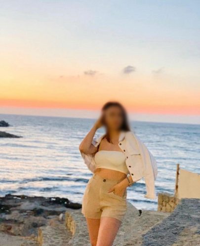 Çılgın fetişe açık escort Hazer