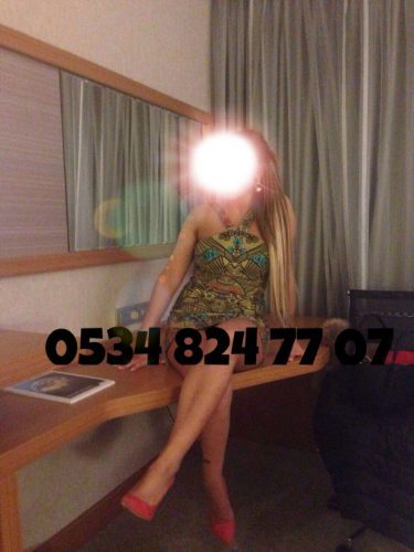 Kusursuz evinde buluşan kadın Güler