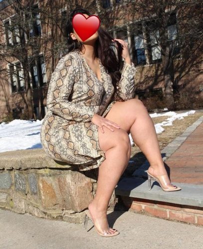 Neşeli öpüşmeyi seven escort Sabah