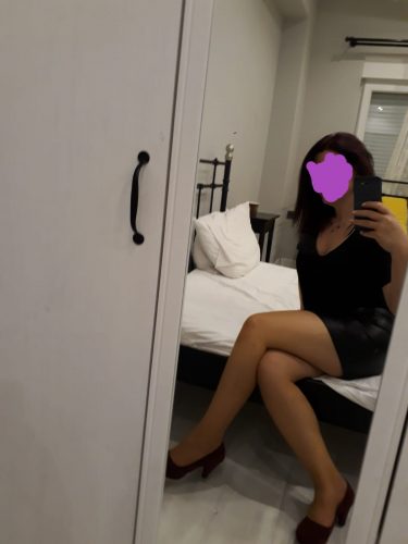Seksi kendi yeri olan hanım Eser