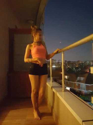 Süper dansöz hatun Beste